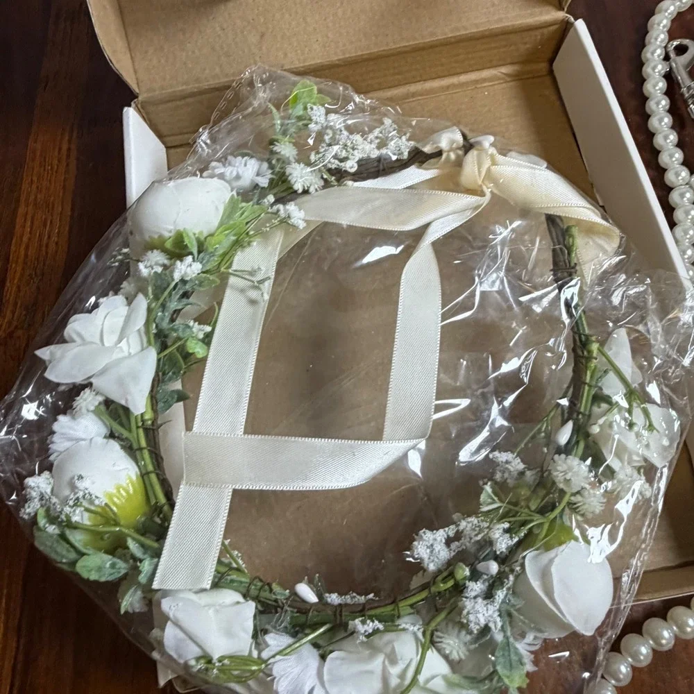 Unbranded pet wedding